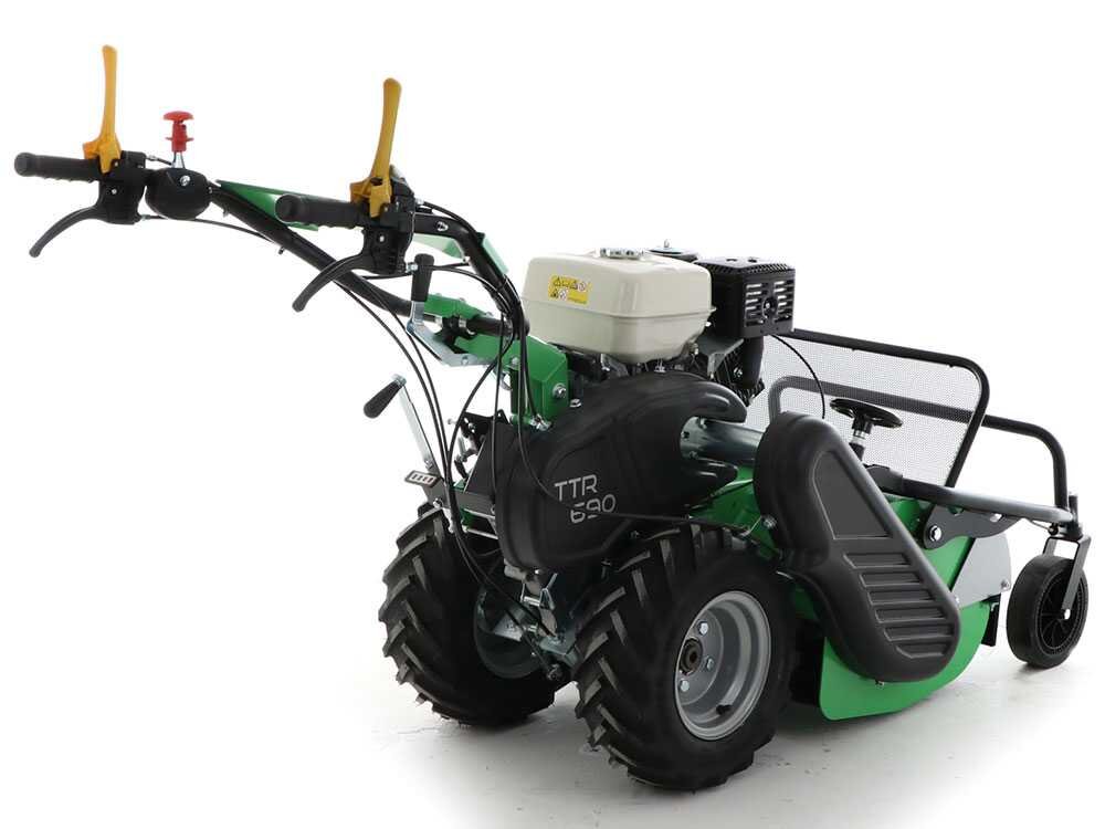 lampacrescia mgm ttr690 tondeuse débroussailleuse à couteaux honda gx270 lampacrescia mgm ttr690 tondeuse débroussailleuse à couteaux honda gx270